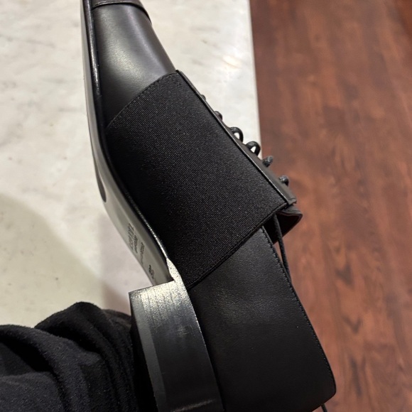 CHANEL Classic Black Men's Oxfords - Picture 5 of 6